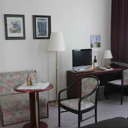 וויימר Stadt-Gut-Hotels - Das Kleine Hotel מראה חיצוני תמונה
